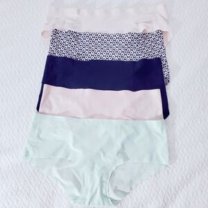 Adrienne Vittadini + Jessica Simpson High Rise Seamless Panties